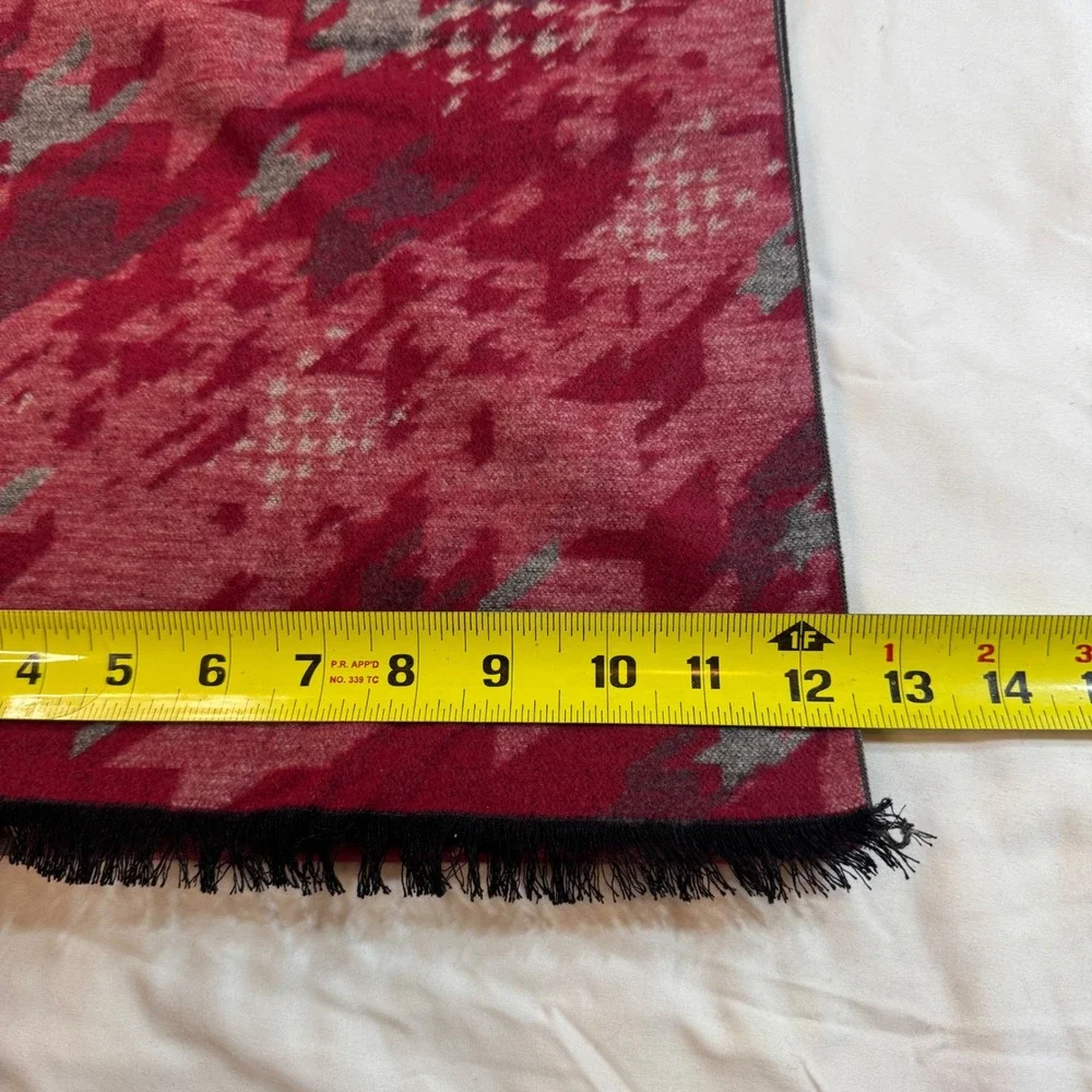 Cuddle Dreams 100% Silk‎ Scarf Burgundy Red Grey Oversized Houndstooth Fringed